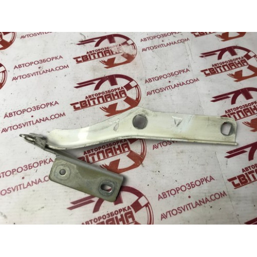 Петля капота левая Citroen Berlingo 2008-2018 7912E0